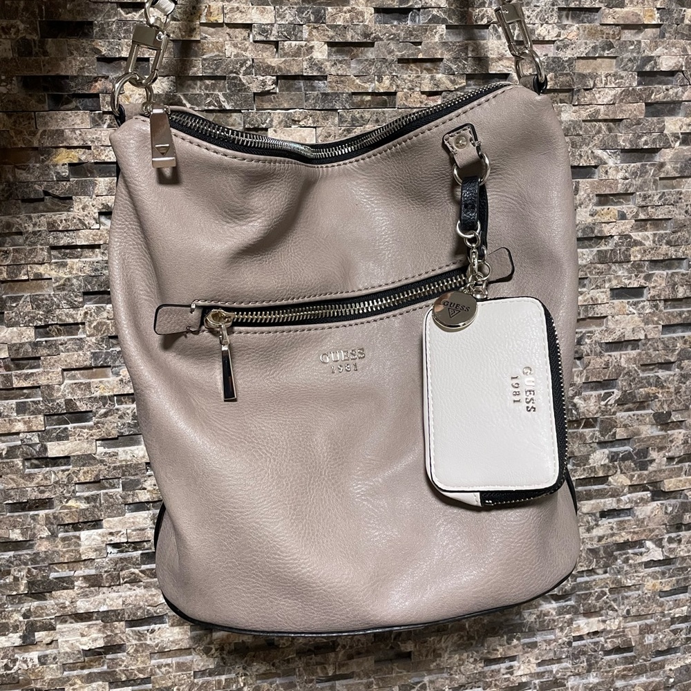 Guess Leather Women bag
